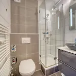 - Haus H, App 0h0508